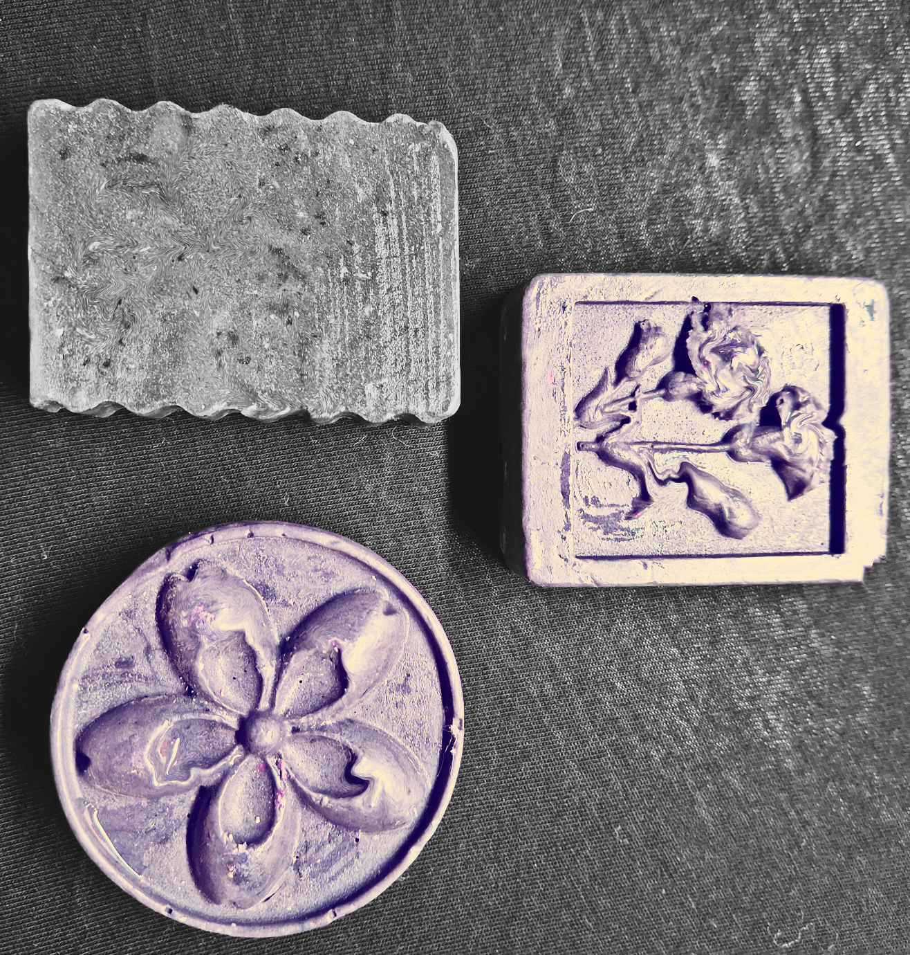 Charcoal Lavender Soap - Round